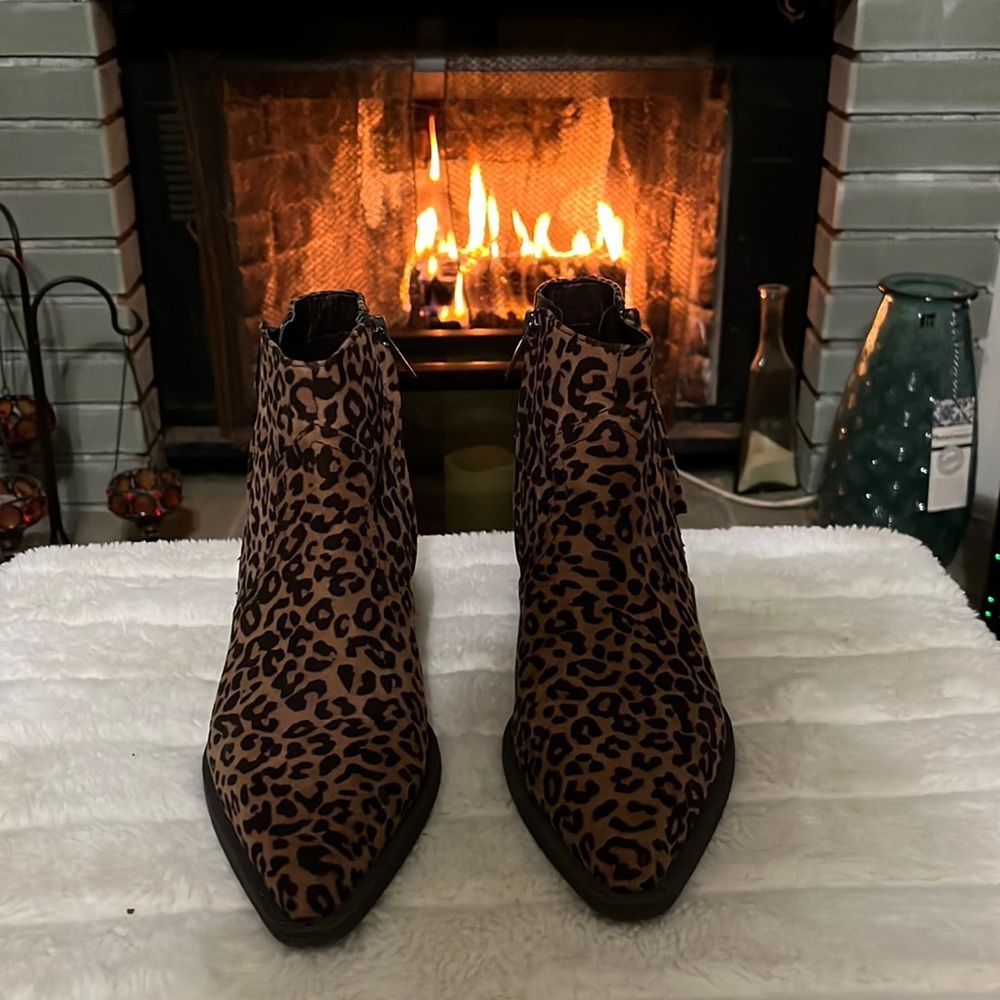 Circus by Sam Edelman leopard ankle boots